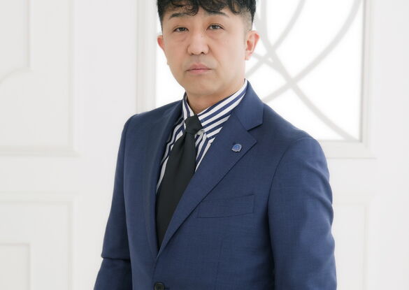 飯村　崇史
