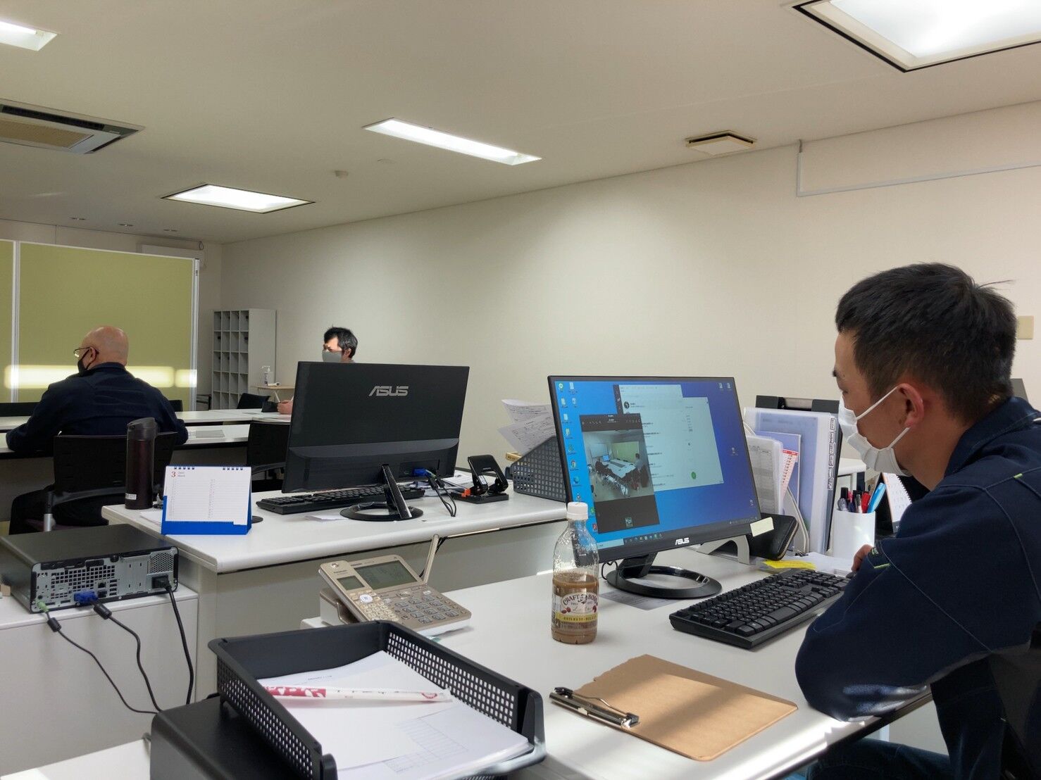 LINE_ALBUM_220309_0