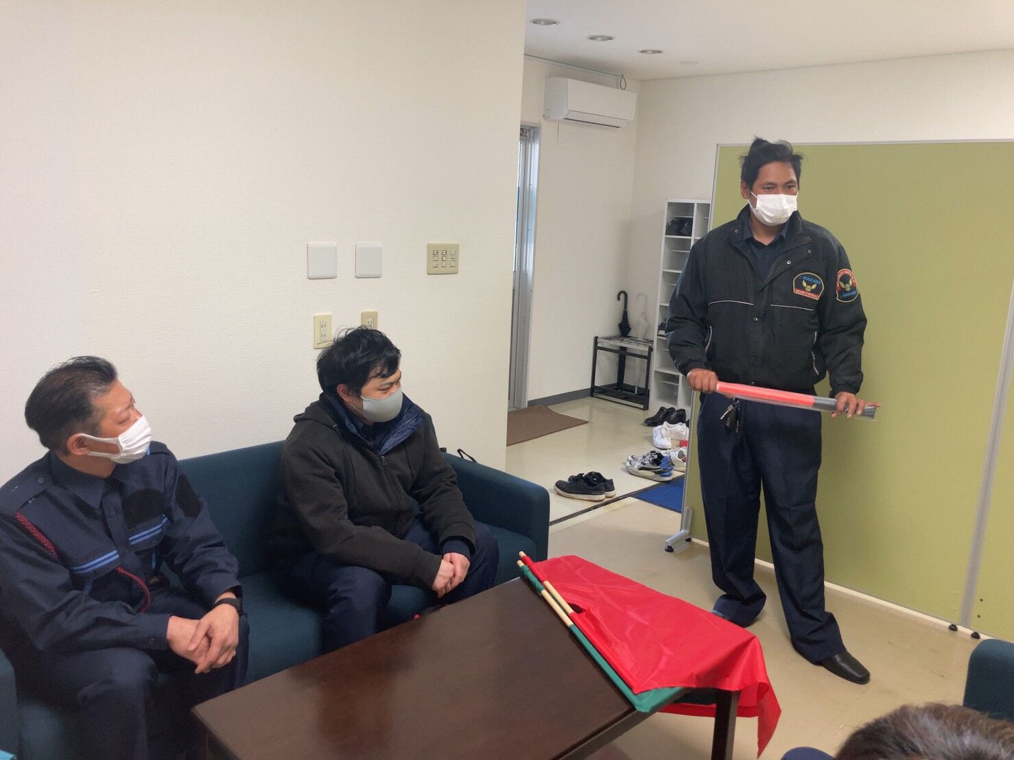 LINE_ALBUM_220401_1